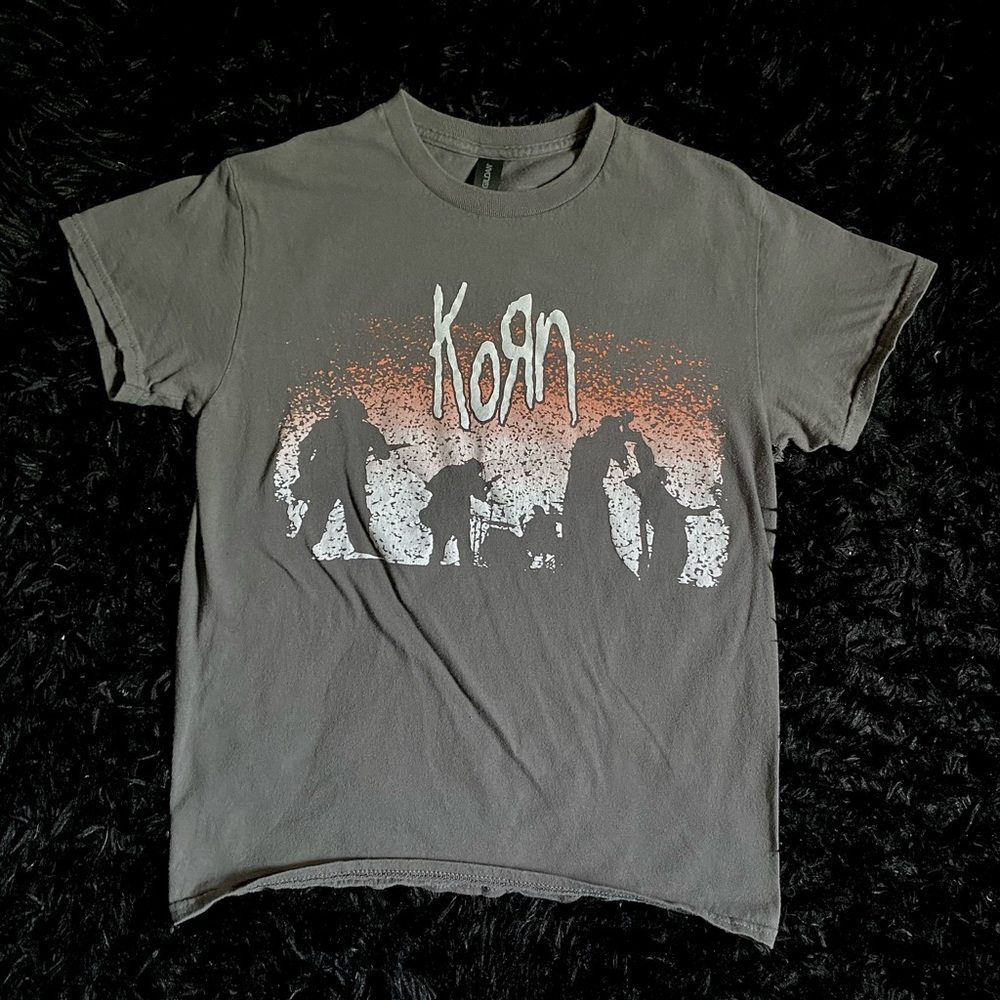 Korn Graphic T-Shirt in Gray